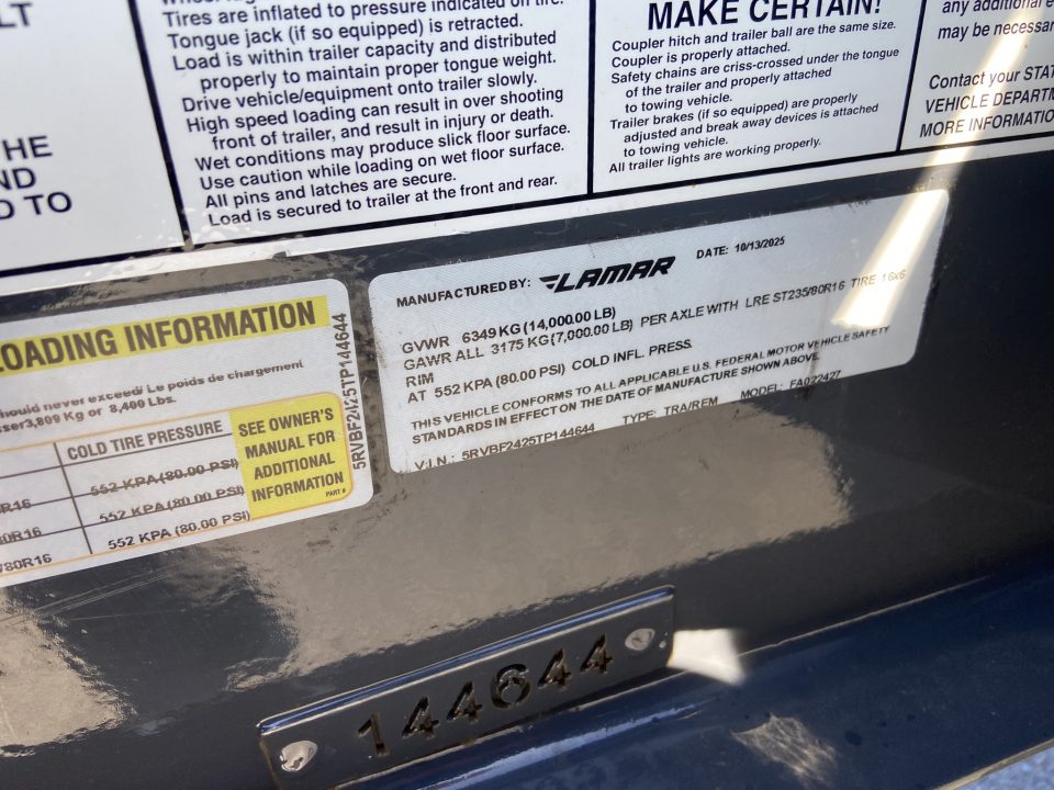 New Lamar Trailers Deckover Tilt 102" X 24'