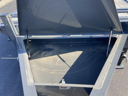New Lamar Trailers Deckover Tilt 102" X 24'