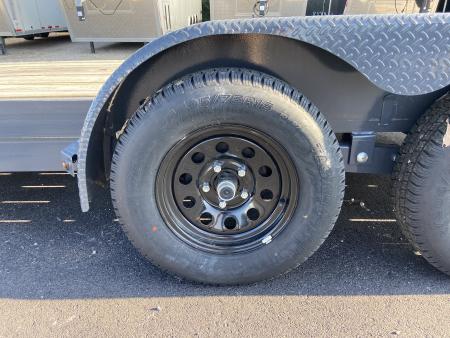 New Lamar Trailers Car Hauler 83"X20'