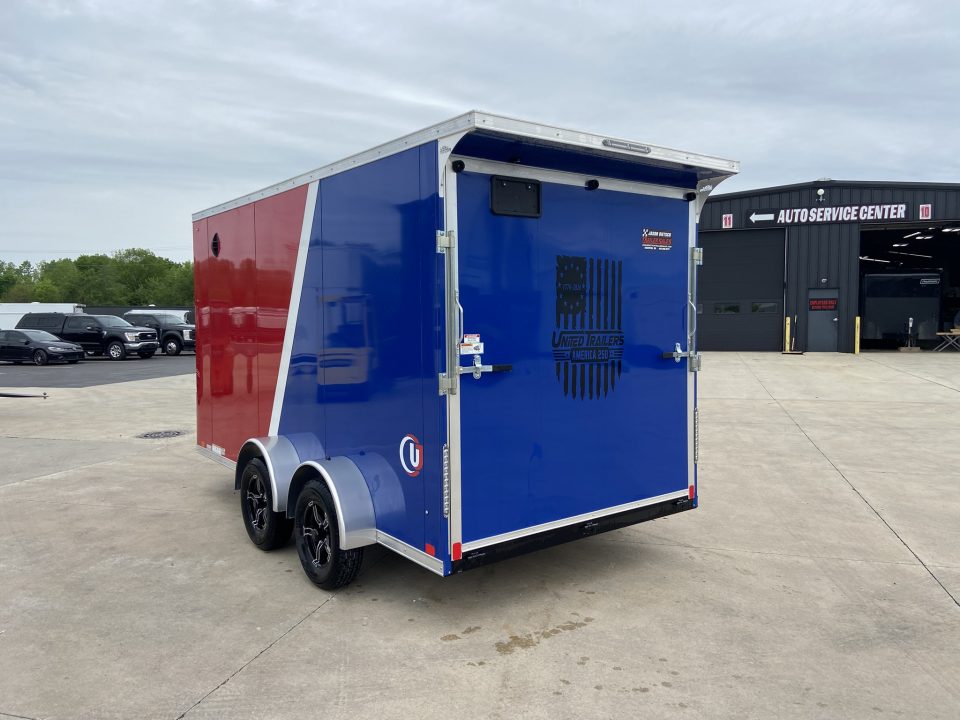 New United UJ-7X14 Enclosed Trailer