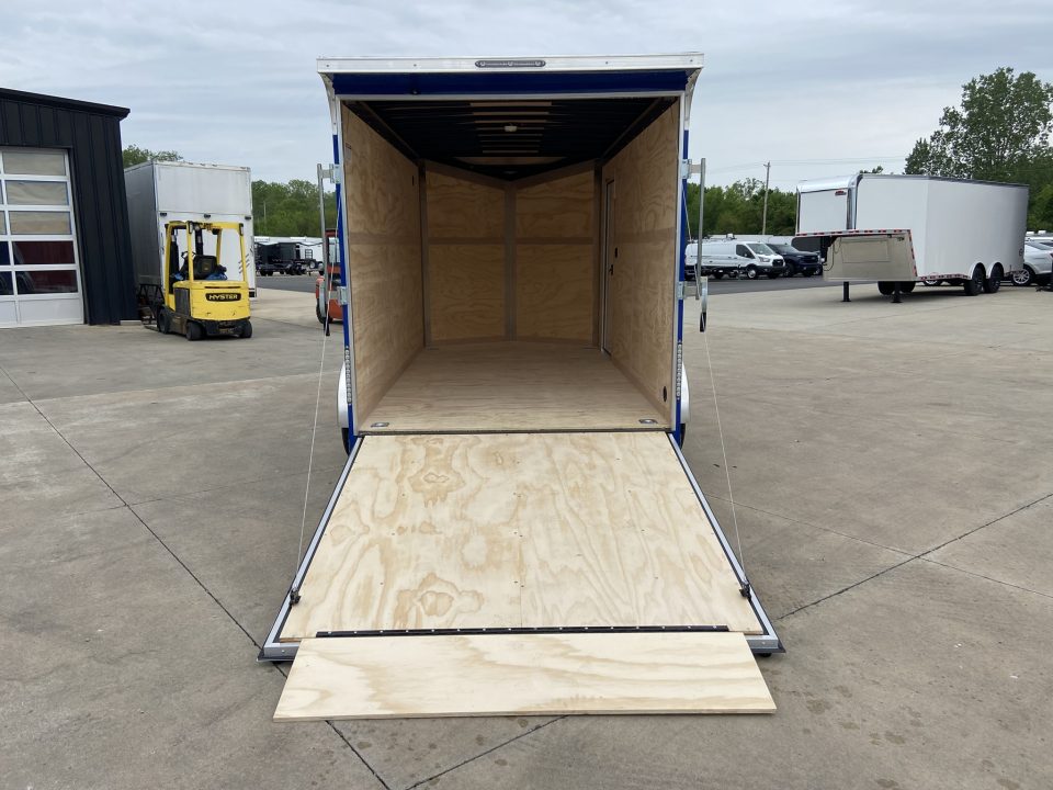 New United UJ-7X14 Enclosed Trailer