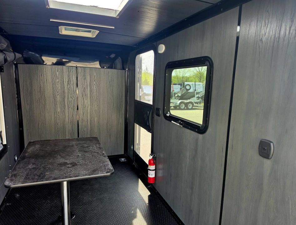 New 5.5 X 10 TENT TRAILER ENCLOSED FOLD OUT BUNK REAR RAMP DOOR 2027 CARGO MATE