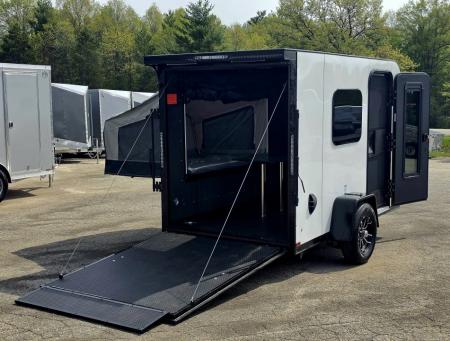 New 5.5 X 10 TENT TRAILER ENCLOSED FOLD OUT BUNK REAR RAMP DOOR 2027 CARGO MATE