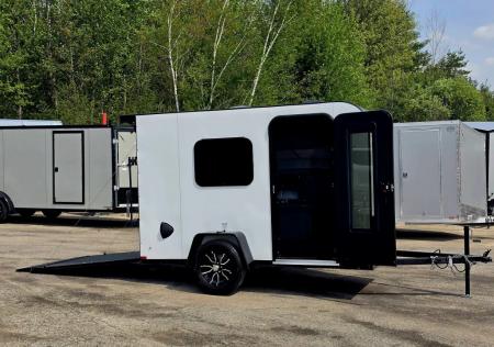 New 5.5 X 10 TENT TRAILER ENCLOSED FOLD OUT BUNK REAR RAMP DOOR 2027 CARGO MATE