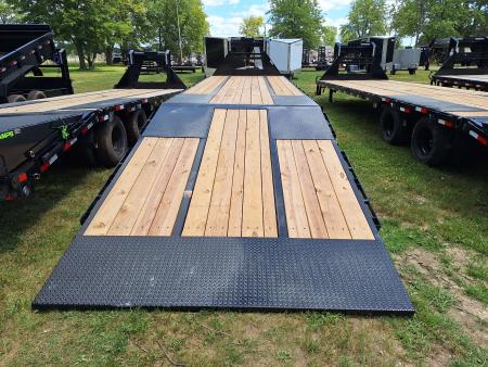 New 2027 Load Trail 102x34' Gooseneck Trailer W/ Hyd Dove Tail
