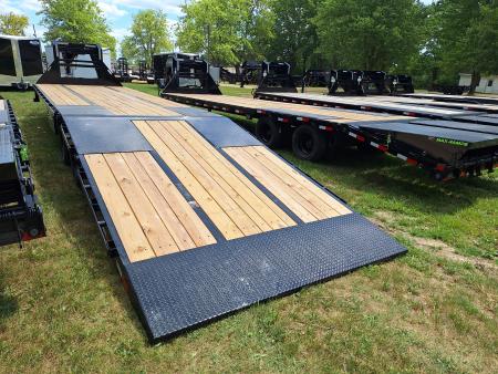 New 2027 Load Trail 102x34' Gooseneck Trailer W/ Hyd Dove Tail