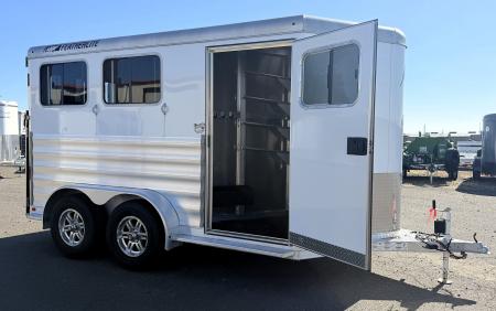 Used 2024 Featherlite Trailers 9400 Horse Trailer