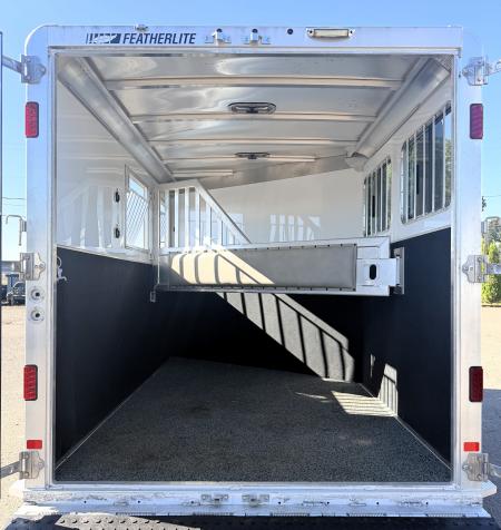 Used 2024 Featherlite Trailers 9400 Horse Trailer