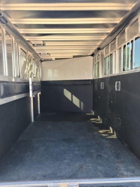 Used 2023 Frontier Trailers 3H Horse Trailer