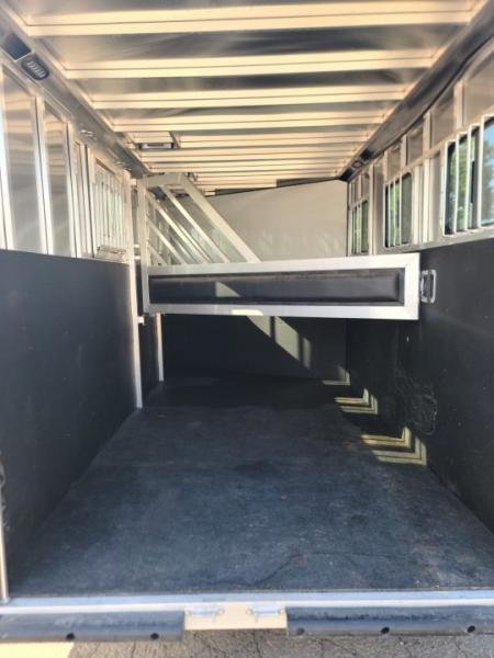 Used 2023 Frontier Trailers 3H Horse Trailer