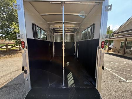 New 2027 Cimarron Trailers Norstar 2+1 Warmblood Horse Trailer