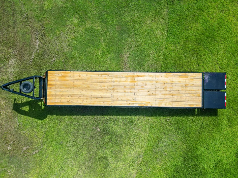New 2027 8.5X40 MAXX-D GOOSENECK EQUIPMENT TRAILER