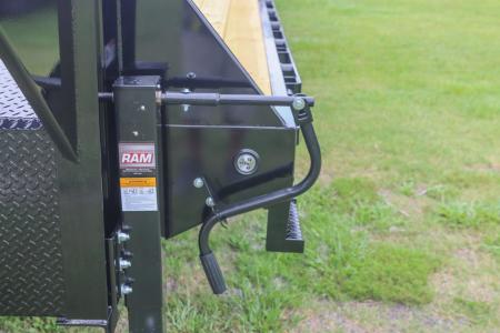 New 2027 8.5X40 MAXX-D GOOSENECK EQUIPMENT TRAILER