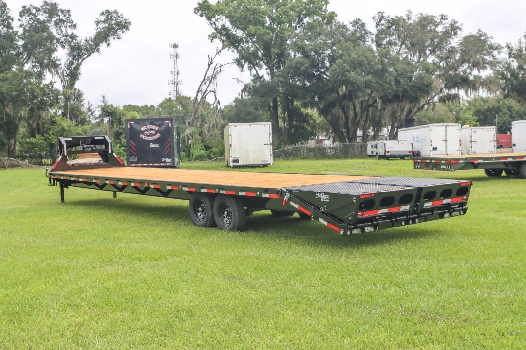 New 2027 8.5X40 MAXX-D GOOSENECK EQUIPMENT TRAILER