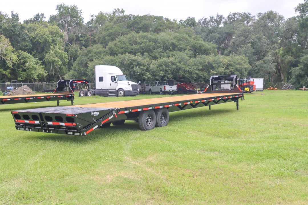 New 2027 8.5X40 MAXX-D GOOSENECK EQUIPMENT TRAILER