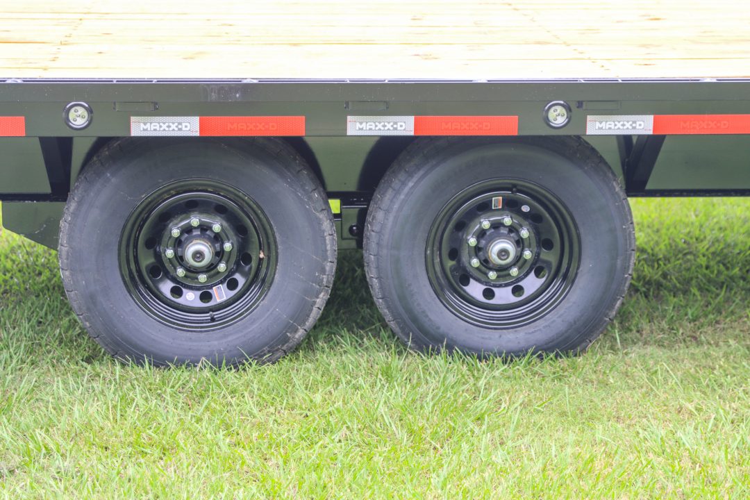 New 2027 8.5X40 MAXX-D GOOSENECK EQUIPMENT TRAILER