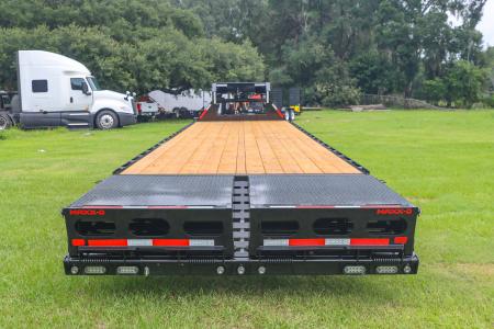 New 2027 8.5X40 MAXX-D GOOSENECK EQUIPMENT TRAILER