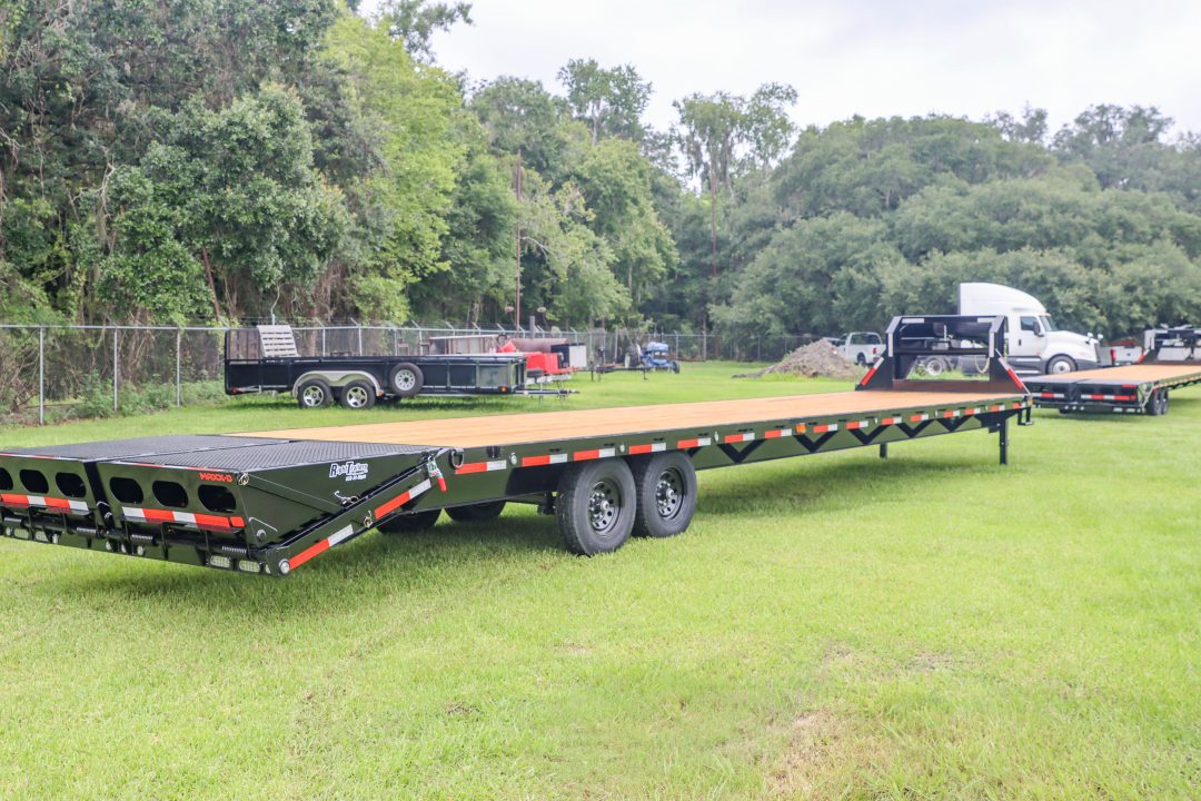 New 2027 8.5X40 MAXX-D GOOSENECK EQUIPMENT TRAILER