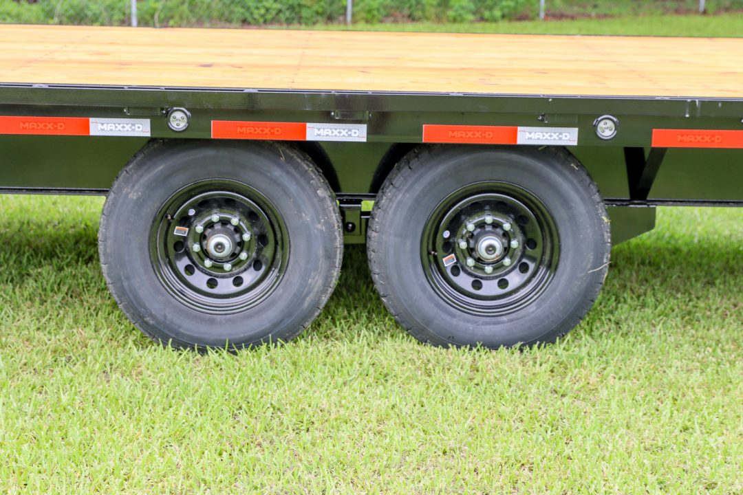 New 2027 8.5X40 MAXX-D GOOSENECK EQUIPMENT TRAILER