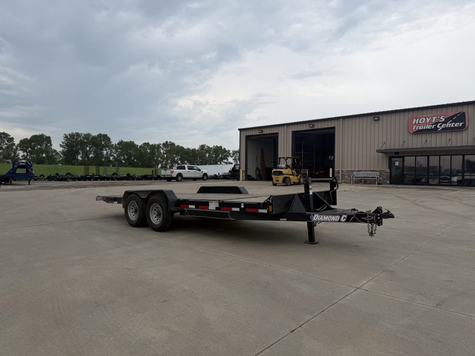 Used 2016 Diamond C Trailers HDT Tilt Trailer