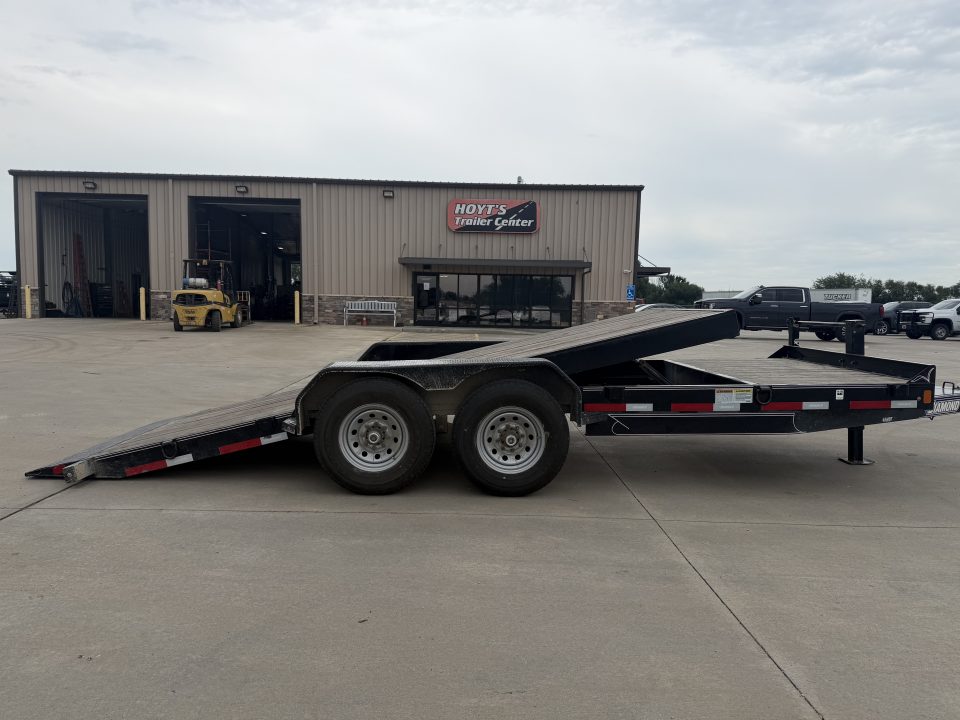 Used 2016 Diamond C Trailers HDT Tilt Trailer