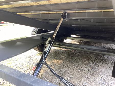 New 2027 Diamond C Trailers HXD21022X102 Tilt Trailer