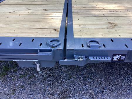 New 2027 Diamond C Trailers HXD21022X102 Tilt Trailer