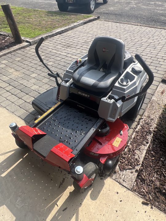 New 2026 Exmark QZE722GKC42200 Lawn Mowers