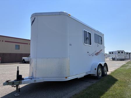 Used 2005 Featherlite Trailers 2H Straight Load BP Horse Trailer