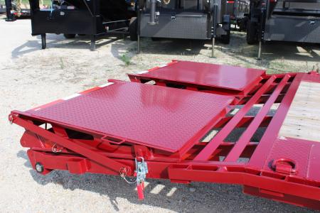 New 2027 MAXXD H9X 102" x 24' gooseneck Equipment Trailer