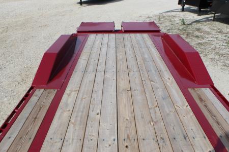 New 2027 MAXXD H9X 102" x 24' gooseneck Equipment Trailer