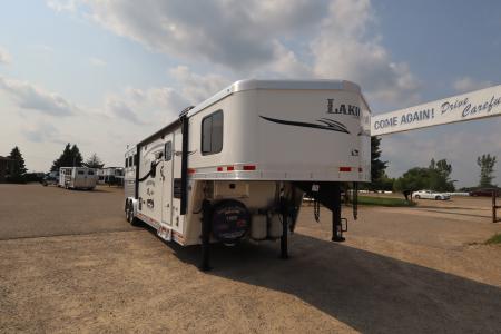 Used 2015 Lakota 3 Horse LQ Trailer