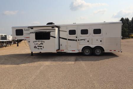 Used 2015 Lakota 3 Horse LQ Trailer