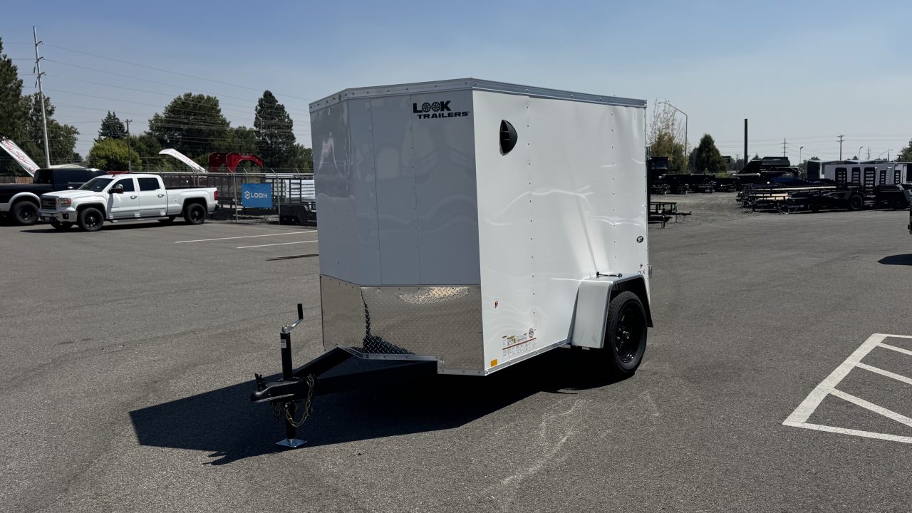 New 2026 Look Trailers 5X8 ST DLX FLAT TOP V-NOSE 3K Cargo / Enclosed Trailer