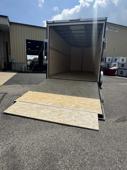 2027 American Hauler photo 2