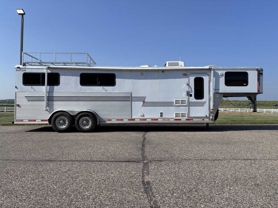 Used 2003 Silver Star 4H LQ Horse Trailer