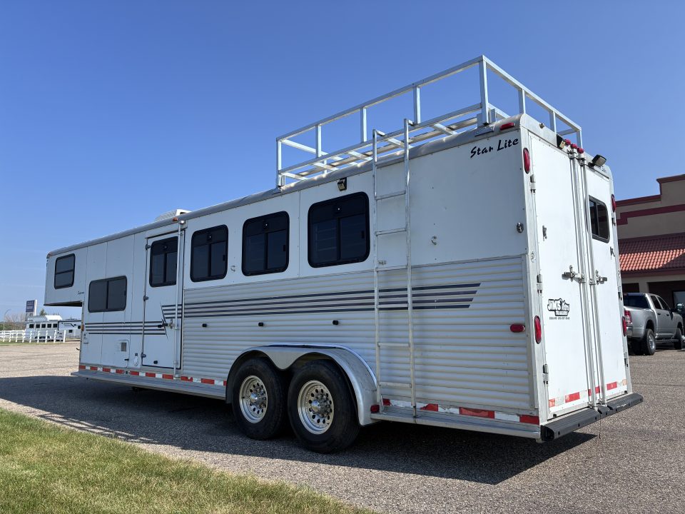 Used 2003 Silver Star 4H LQ Horse Trailer