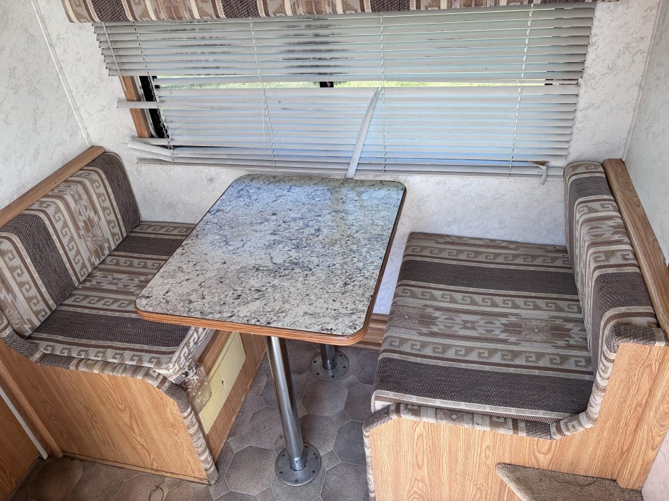 Used 2003 Silver Star 4H LQ Horse Trailer