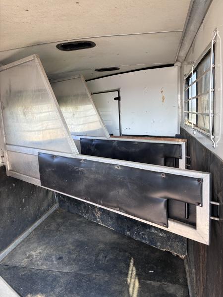 Used 2003 Silver Star 4H LQ Horse Trailer