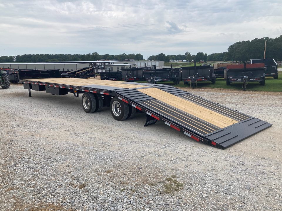 New 2027 Diamond C Trailers 102X53 TANDEM 40K STEPDECK W/ HYDROJACKS, AIR RIDE/FRONT LIFT AXLE, 72" SPREAD & DISC BRAKES Flatbed Trailer