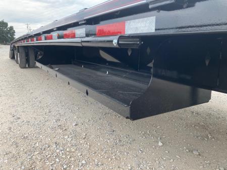 New 2027 Diamond C Trailers 102X53 TANDEM 40K STEPDECK W/ HYDROJACKS, AIR RIDE/FRONT LIFT AXLE, 72" SPREAD & DISC BRAKES Flatbed Trailer
