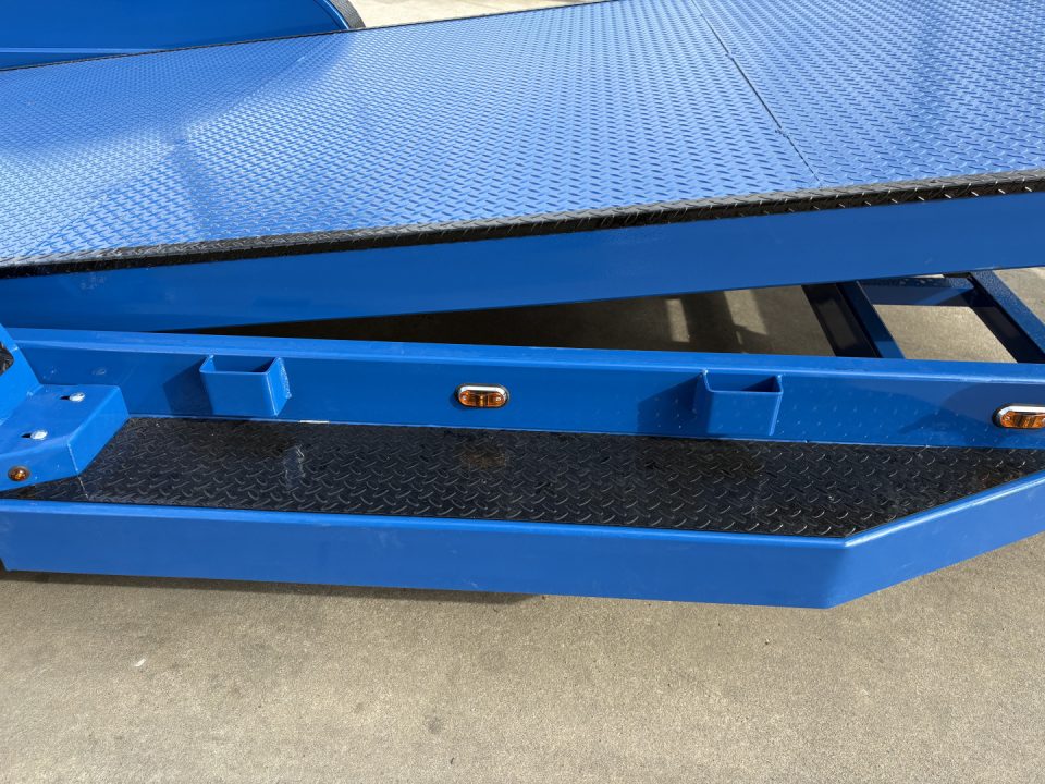 New 2027 Iron Bull TRB 83X20 Car Hauler