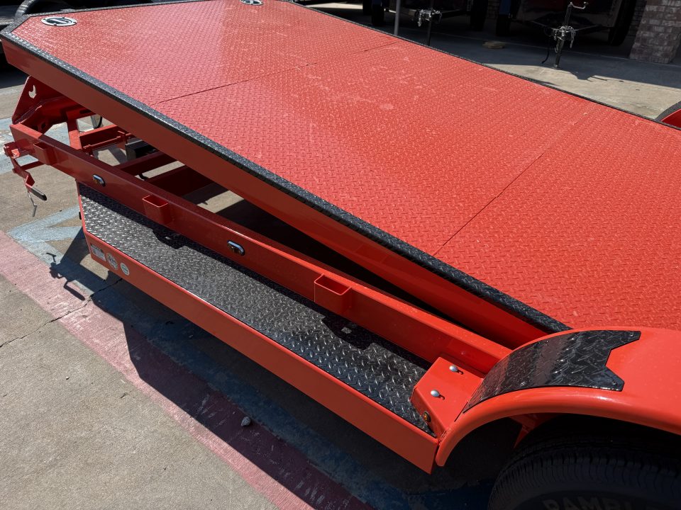 New 2027 Iron Bull TRB 83X22 Car Hauler