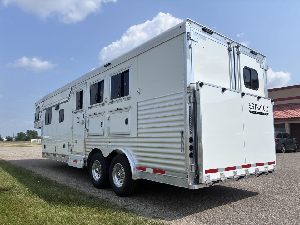 New 2027 SMC Patriot 3H 9'LQ Horse Trailer