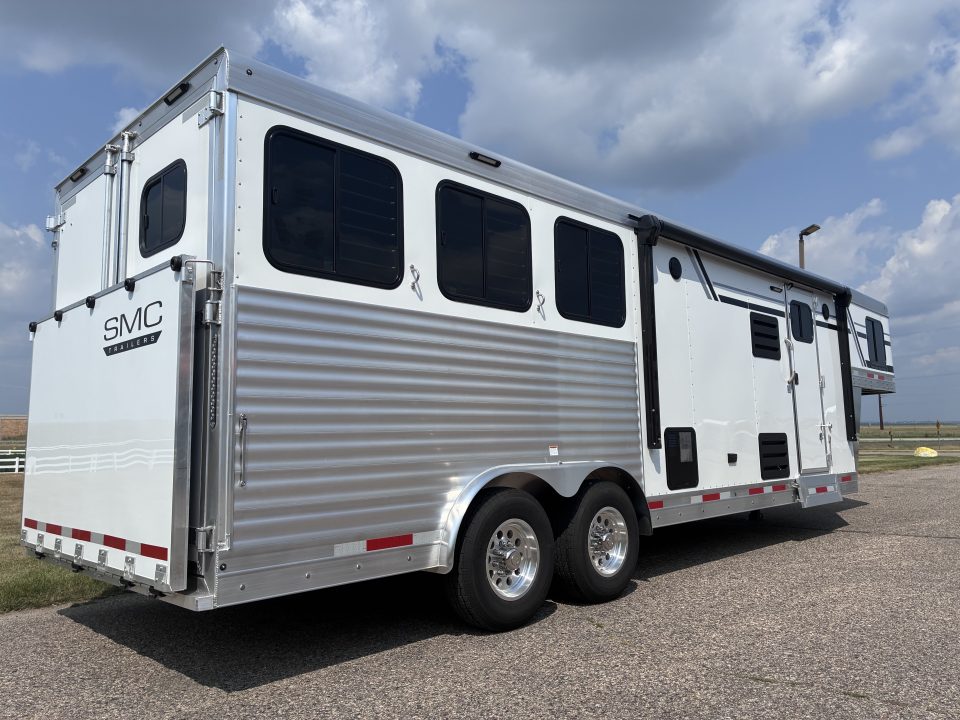 New 2027 SMC Patriot 3H 9'LQ Horse Trailer