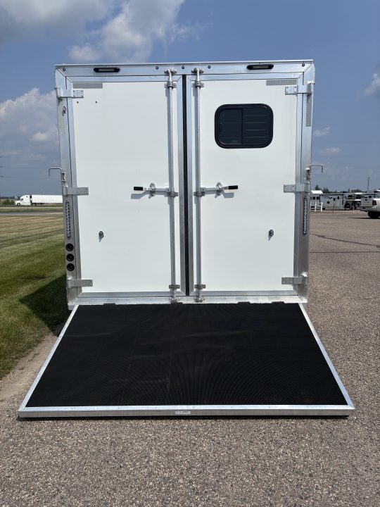 New 2027 SMC Patriot 3H 9'LQ Horse Trailer