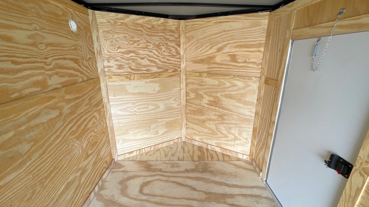 Enclosed Cargo Trailer photo 9