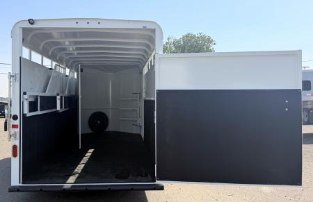 New 2027 Thuro-Bilt Wrangler 3H Horse Trailer