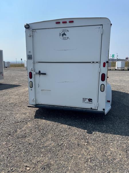 Consignment 2000 Trails West 3H Horse Trailer