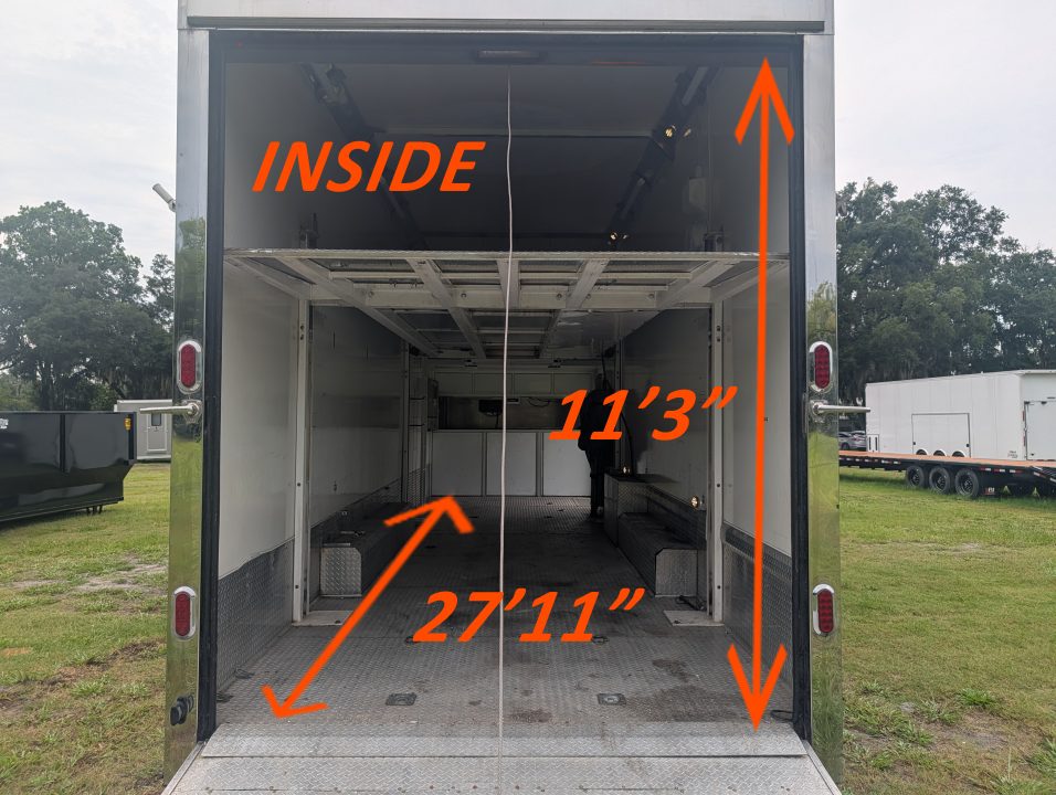 Used 2003 8.5X32 Renegade Stacker